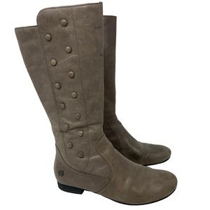Taupe color, lightweight boots from Born. Size 7.5